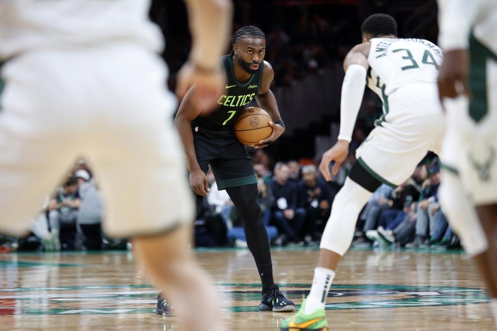 进攻手段多 进攻手段多