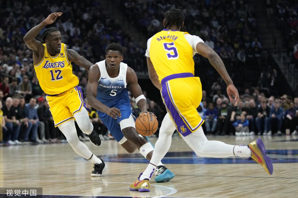 层维系更衣 层维系更衣