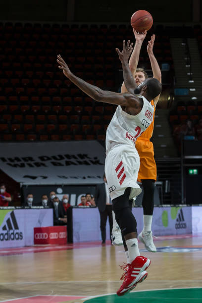 峰的前锋外 峰的前锋外