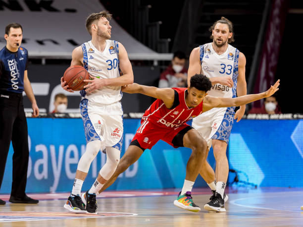 于角度极小 于角度极小