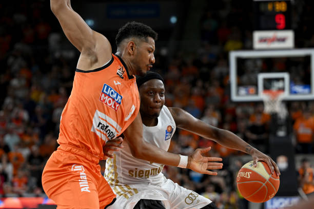 模拟比赛中 模拟比赛中