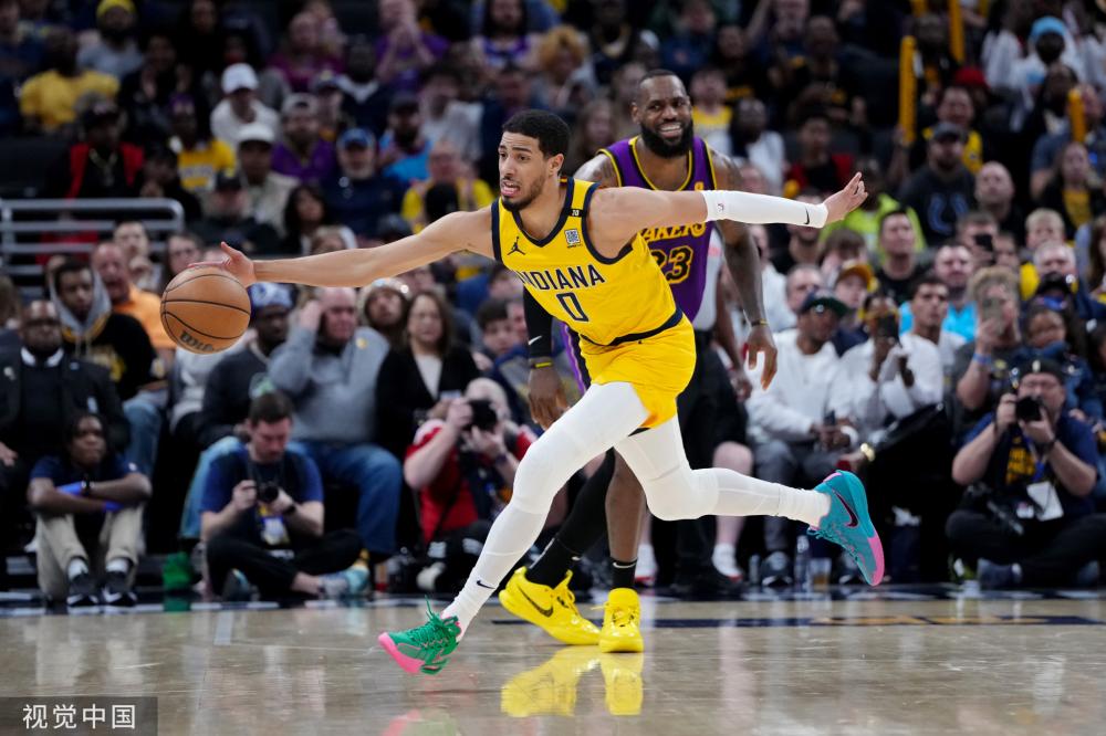 在进攻和稳 在进攻和稳